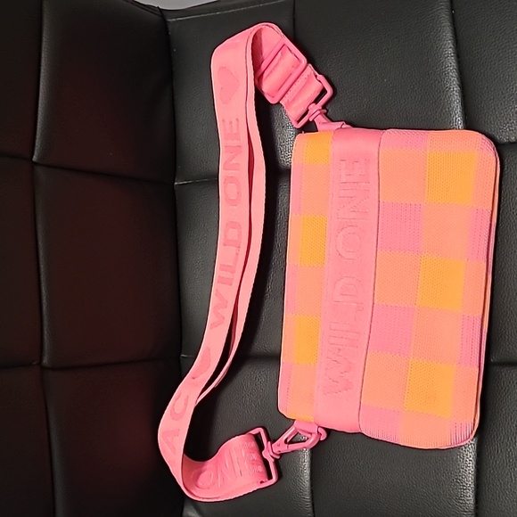 EUC Isaac Mizrahi for Wild One - Picture 2 of 10